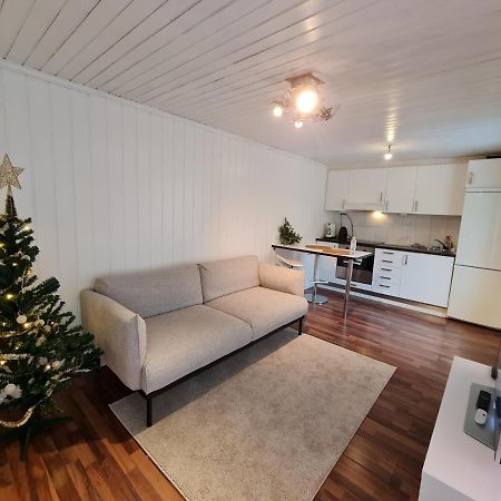 Cozy Apartment In The City Center Of Strömstad Kültér fotó
