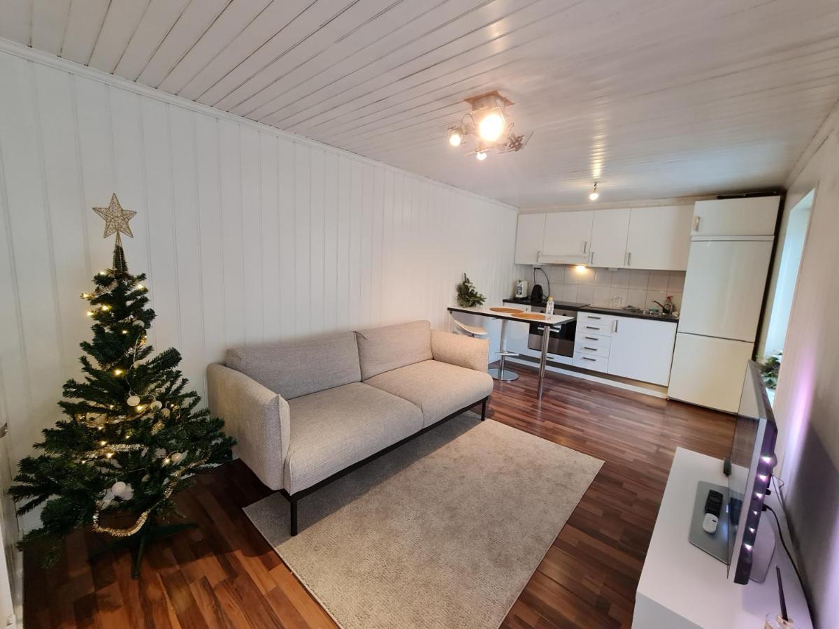 Cozy Apartment In The City Center Of Strömstad Kültér fotó